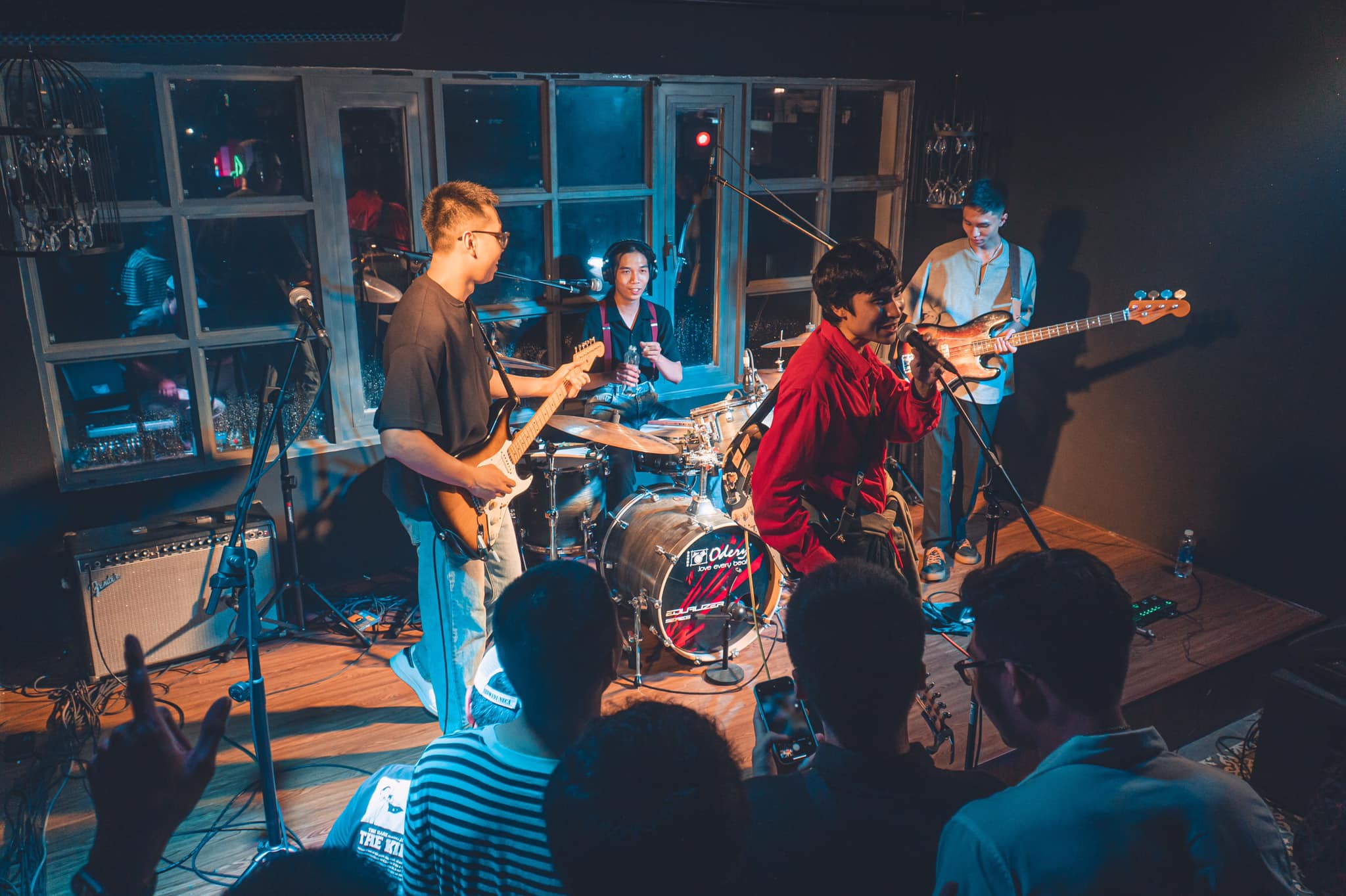 Huệ [Live Performance] – Những Đứa Trẻ | @ HRC